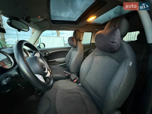 Чорний Міні Клубмен, об'ємом двигуна 1.56 л та пробігом 182 тис. км за 5390 $, фото 21 на Automoto.ua
