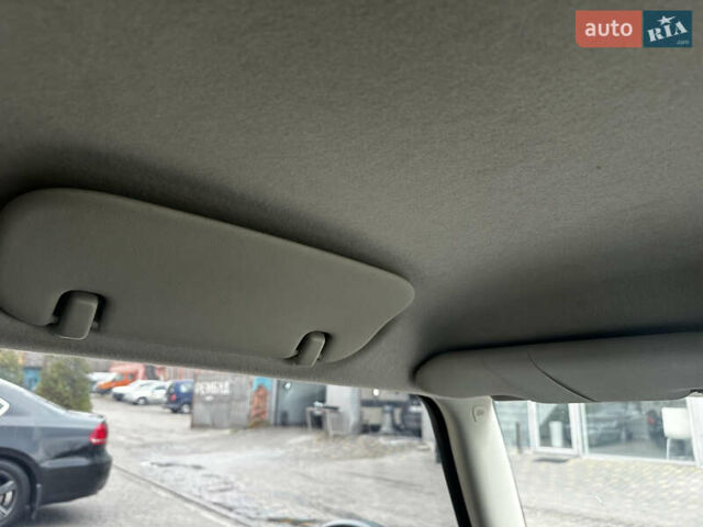 Черный Мини Клабмен, объемом двигателя 1.6 л и пробегом 204 тыс. км за 8900 $, фото 11 на Automoto.ua