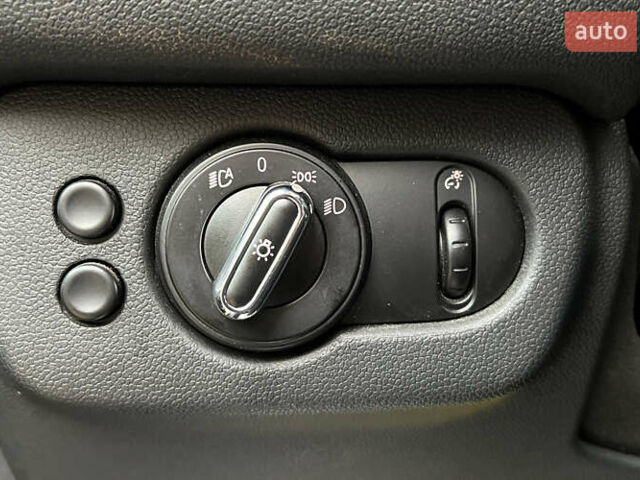 Черный Мини Клабмен, объемом двигателя 1.5 л и пробегом 136 тыс. км за 15999 $, фото 17 на Automoto.ua