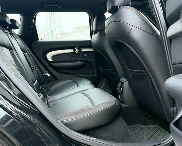 Черный Мини Клабмен, объемом двигателя 2 л и пробегом 159 тыс. км за 13999 $, фото 20 на Automoto.ua