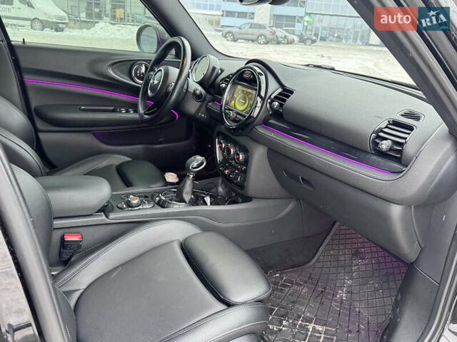 Чорний Міні Клубмен, об'ємом двигуна 1.5 л та пробігом 40 тис. км за 18500 $, фото 12 на Automoto.ua