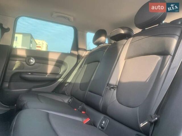 Черный Мини Клабмен, объемом двигателя 1.5 л и пробегом 59 тыс. км за 13700 $, фото 26 на Automoto.ua