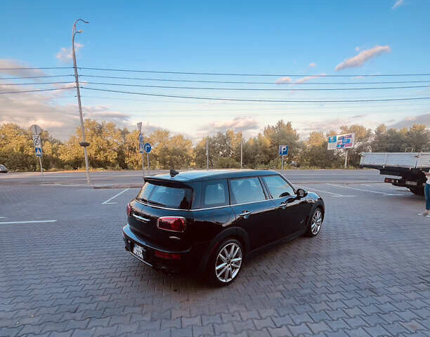 Чорний Міні Клубмен, об'ємом двигуна 2 л та пробігом 77 тис. км за 21000 $, фото 3 на Automoto.ua