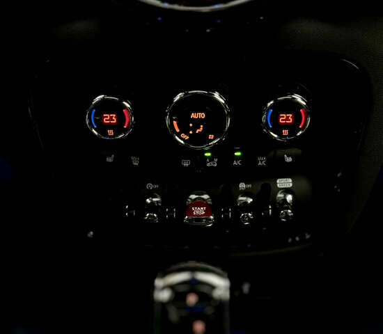 Черный Мини Клабмен, объемом двигателя 2 л и пробегом 65 тыс. км за 24500 $, фото 21 на Automoto.ua