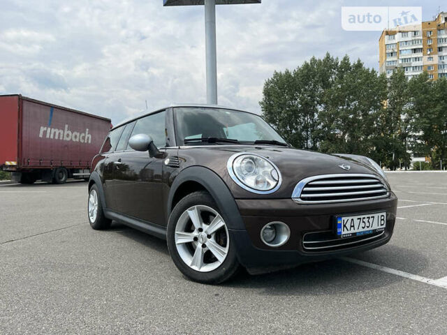 Коричневий Міні Clubman, об'ємом двигуна 1.6 л та пробігом 150 тис. км за 6500 $, фото 1 на Automoto.ua