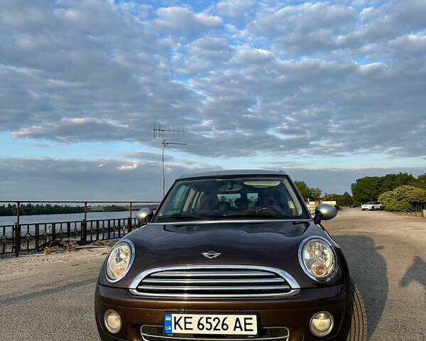 Коричневий Міні Clubman, об'ємом двигуна 1.6 л та пробігом 160 тис. км за 8100 $, фото 1 на Automoto.ua