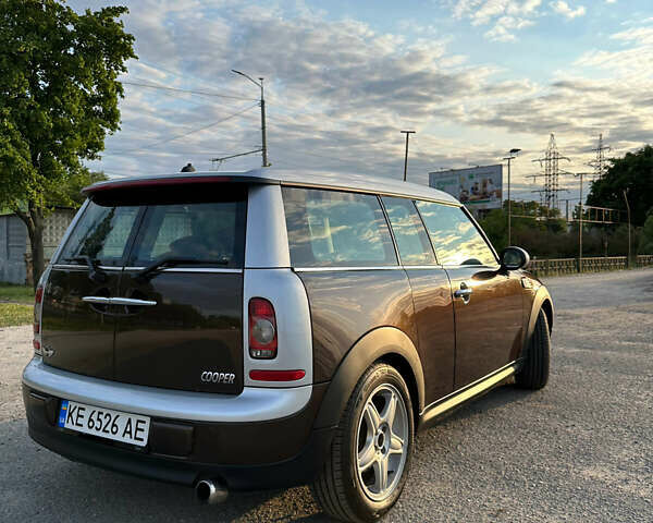 Коричневий Міні Clubman, об'ємом двигуна 1.6 л та пробігом 160 тис. км за 8100 $, фото 7 на Automoto.ua