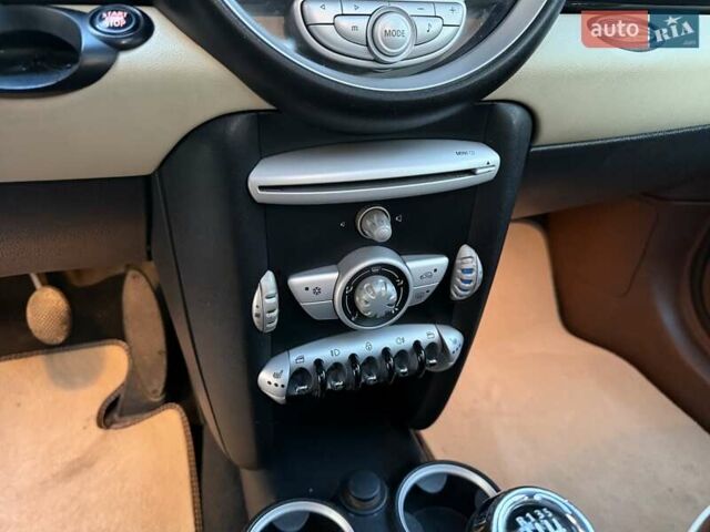 Коричневый Мини Клабмен, объемом двигателя 1.6 л и пробегом 220 тыс. км за 6700 $, фото 11 на Automoto.ua