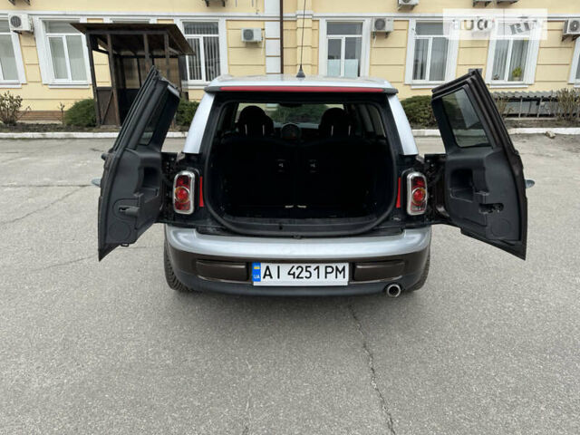 Коричневий Міні Clubman, об'ємом двигуна 1.6 л та пробігом 210 тис. км за 8888 $, фото 10 на Automoto.ua