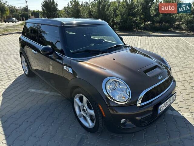 Коричневый Мини Клабмен, объемом двигателя 1.6 л и пробегом 103 тыс. км за 9500 $, фото 1 на Automoto.ua