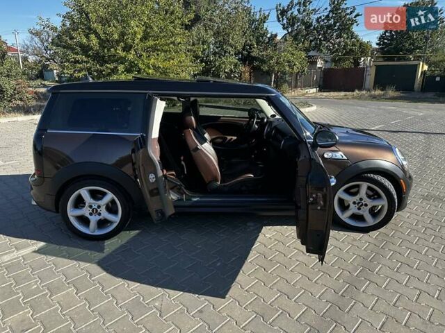 Коричневый Мини Клабмен, объемом двигателя 1.6 л и пробегом 103 тыс. км за 9500 $, фото 10 на Automoto.ua