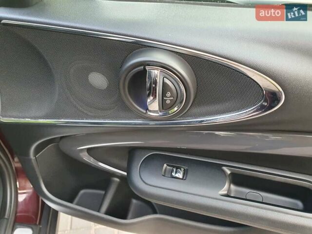 Коричневий Міні Клубмен, об'ємом двигуна 2 л та пробігом 85 тис. км за 16999 $, фото 60 на Automoto.ua