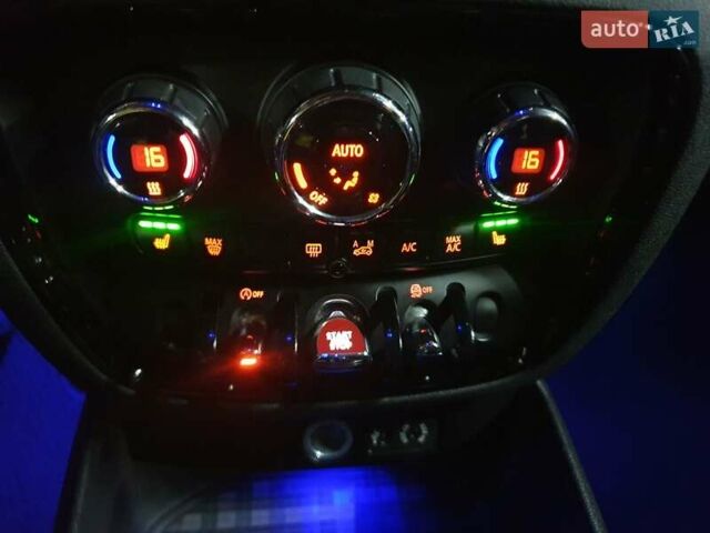 Коричневий Міні Клубмен, об'ємом двигуна 2 л та пробігом 85 тис. км за 16999 $, фото 83 на Automoto.ua