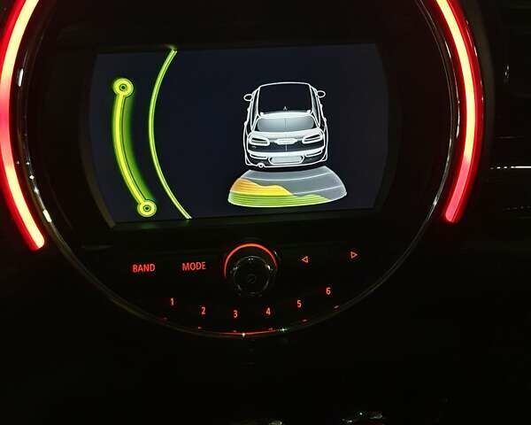 Коричневий Міні Клубмен, об'ємом двигуна 2 л та пробігом 85 тис. км за 16999 $, фото 84 на Automoto.ua