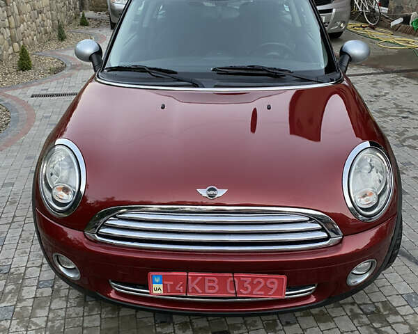 Мини Клабмен 2007 в Коломые на Automoto.ua Красный Мини Клабмен, объемом двигателя 1.6 л и пробегом 230 тыс. км за 5600 $, фото 3 на Automoto.ua