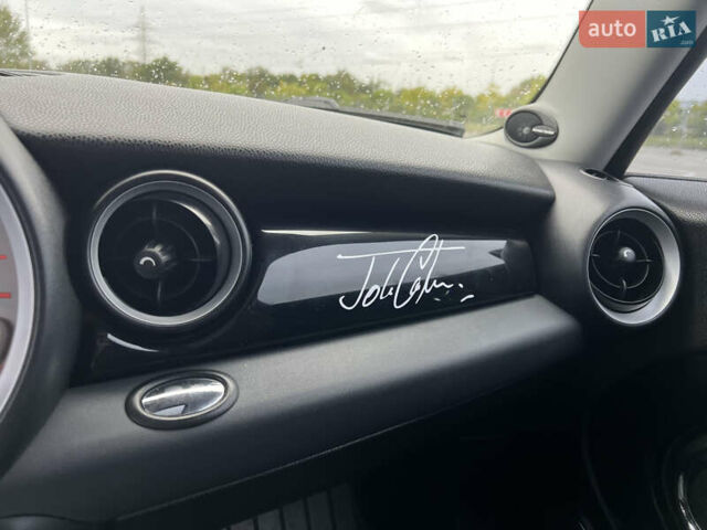 Красный Мини Клабмен, объемом двигателя 1.6 л и пробегом 161 тыс. км за 6900 $, фото 16 на Automoto.ua