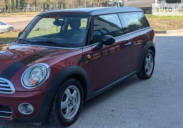 Красный Мини Клабмен, объемом двигателя 1.56 л и пробегом 235 тыс. км за 7800 $, фото 1 на Automoto.ua