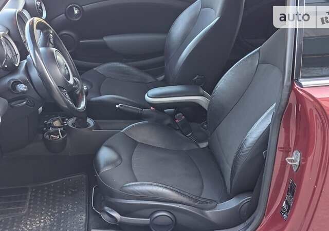 Красный Мини Клабмен, объемом двигателя 1.56 л и пробегом 235 тыс. км за 7800 $, фото 9 на Automoto.ua