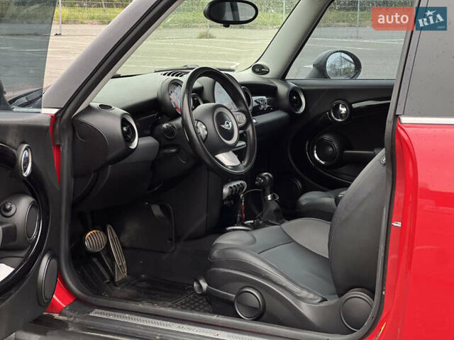 Красный Мини Клабмен, объемом двигателя 1.6 л и пробегом 161 тыс. км за 6900 $, фото 11 на Automoto.ua