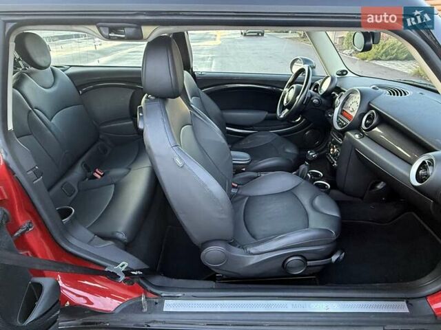 Червоний Міні Клубмен, об'ємом двигуна 1.6 л та пробігом 154 тис. км за 9200 $, фото 58 на Automoto.ua