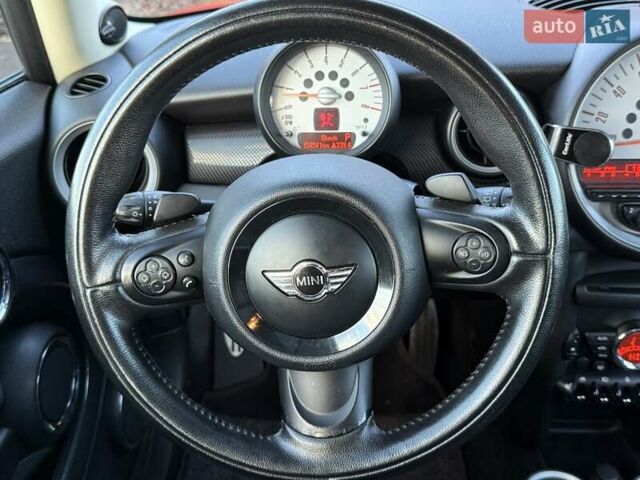 Червоний Міні Клубмен, об'ємом двигуна 1.6 л та пробігом 154 тис. км за 9200 $, фото 66 на Automoto.ua