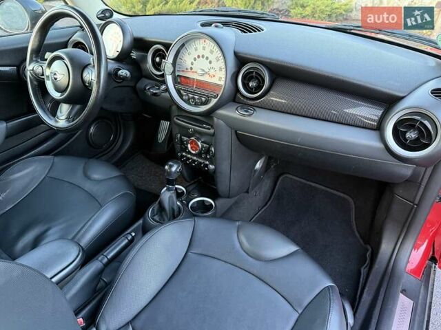 Червоний Міні Клубмен, об'ємом двигуна 1.6 л та пробігом 154 тис. км за 9200 $, фото 55 на Automoto.ua