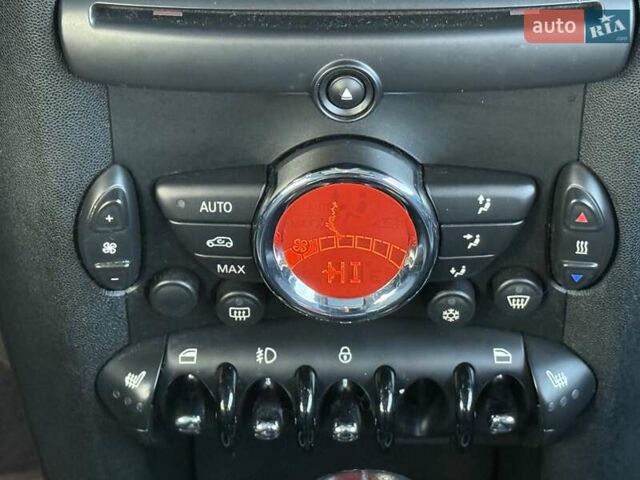 Червоний Міні Клубмен, об'ємом двигуна 1.6 л та пробігом 154 тис. км за 9200 $, фото 68 на Automoto.ua