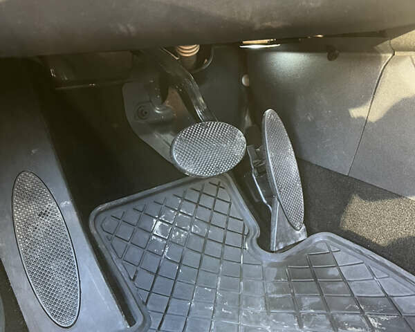 Красный Мини Клабмен, объемом двигателя 1.5 л и пробегом 161 тыс. км за 11900 $, фото 25 на Automoto.ua