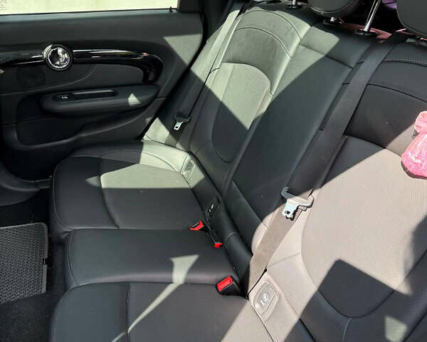Красный Мини Клабмен, объемом двигателя 2 л и пробегом 237 тыс. км за 16100 $, фото 9 на Automoto.ua
