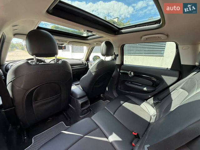 Красный Мини Клабмен, объемом двигателя 2 л и пробегом 237 тыс. км за 16100 $, фото 12 на Automoto.ua