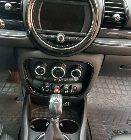 Червоний Міні Клубмен, об'ємом двигуна 2 л та пробігом 112 тис. км за 14200 $, фото 6 на Automoto.ua