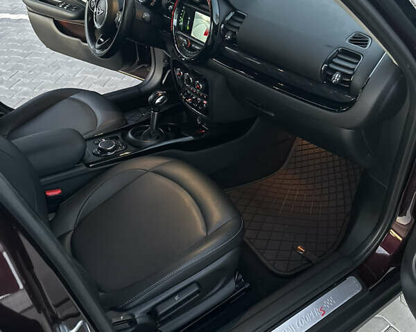 Червоний Міні Клубмен, об'ємом двигуна 2 л та пробігом 79 тис. км за 16900 $, фото 41 на Automoto.ua