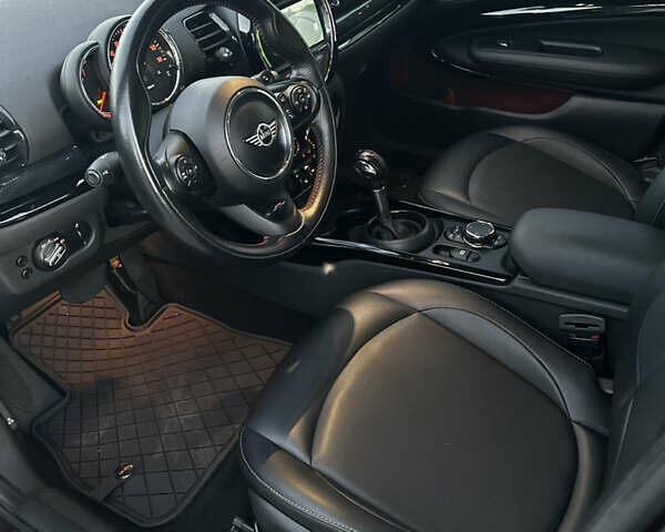 Червоний Міні Клубмен, об'ємом двигуна 2 л та пробігом 79 тис. км за 16900 $, фото 49 на Automoto.ua