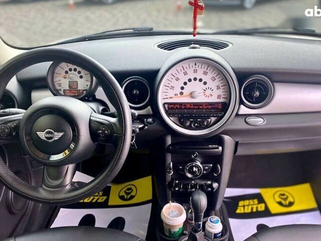 Міні Клубмен, об'ємом двигуна 1.6 л та пробігом 210 тис. км за 9500 $, фото 13 на Automoto.ua