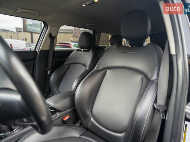 Мини Клабмен, объемом двигателя 2 л и пробегом 84 тыс. км за 14700 $, фото 19 на Automoto.ua