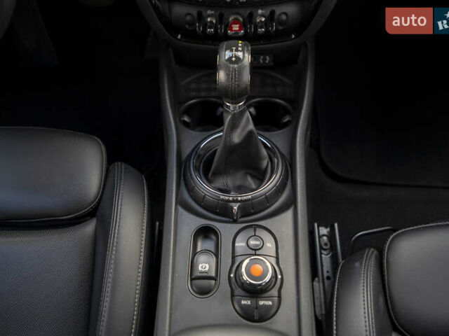Міні Клубмен, об'ємом двигуна 2 л та пробігом 84 тис. км за 14700 $, фото 28 на Automoto.ua