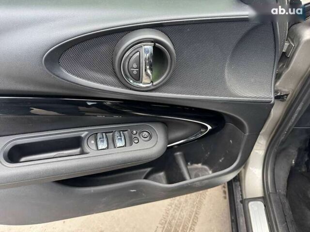 Міні Клубмен, об'ємом двигуна 2 л та пробігом 159 тис. км за 12900 $, фото 8 на Automoto.ua