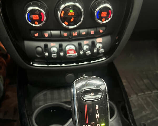 Мини Клабмен, объемом двигателя 2 л и пробегом 98 тыс. км за 16950 $, фото 16 на Automoto.ua