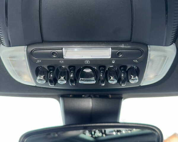 Мини Клабмен, объемом двигателя 1.5 л и пробегом 20 тыс. км за 51515 $, фото 38 на Automoto.ua