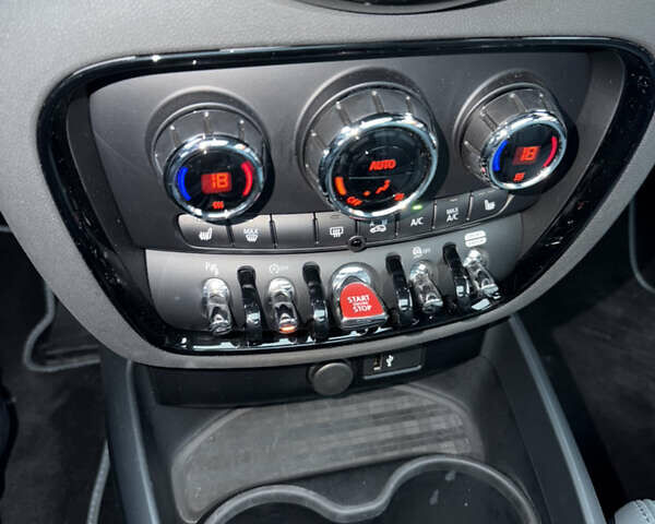 Мини Клабмен, объемом двигателя 1.5 л и пробегом 20 тыс. км за 51515 $, фото 39 на Automoto.ua