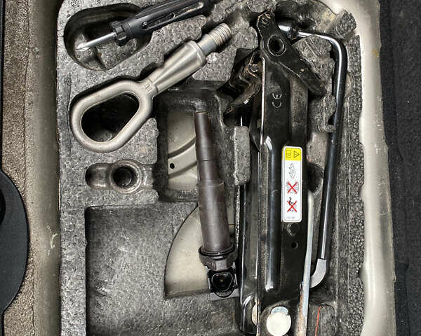 Сірий Міні Клубмен, об'ємом двигуна 1.6 л та пробігом 210 тис. км за 5700 $, фото 6 на Automoto.ua