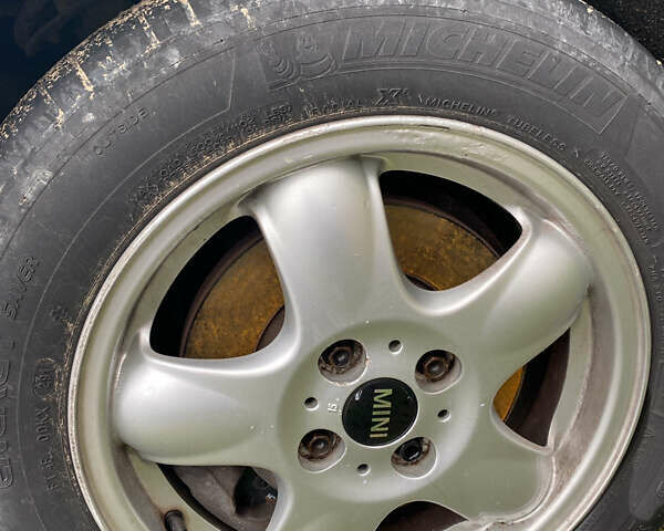 Сірий Міні Клубмен, об'ємом двигуна 1.6 л та пробігом 210 тис. км за 5700 $, фото 5 на Automoto.ua