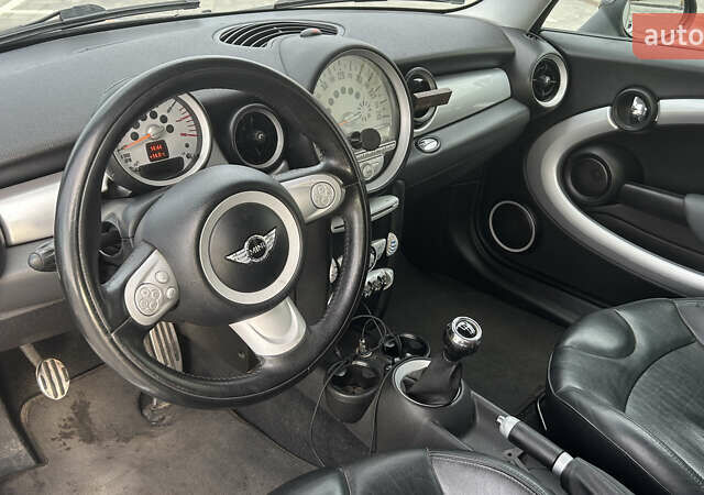 Серый Мини Клабмен, объемом двигателя 1.6 л и пробегом 232 тыс. км за 8000 $, фото 7 на Automoto.ua