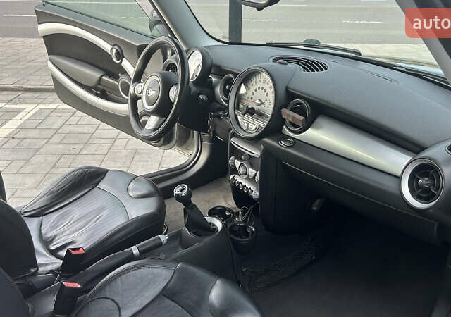 Серый Мини Клабмен, объемом двигателя 1.6 л и пробегом 232 тыс. км за 8000 $, фото 16 на Automoto.ua