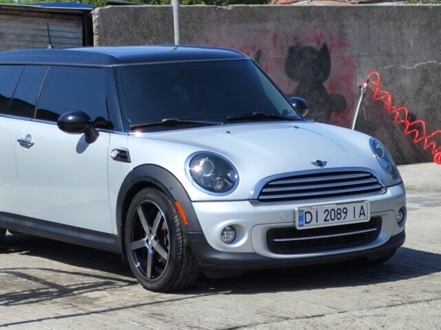 Сірий Міні Клубмен, об'ємом двигуна 1.6 л та пробігом 180 тис. км за 7200 $, фото 1 на Automoto.ua