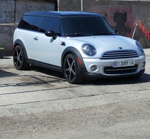 Сірий Міні Клубмен, об'ємом двигуна 1.6 л та пробігом 180 тис. км за 7200 $, фото 3 на Automoto.ua