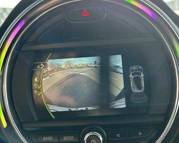 Сірий Міні Клубмен, об'ємом двигуна 2 л та пробігом 90 тис. км за 16200 $, фото 27 на Automoto.ua