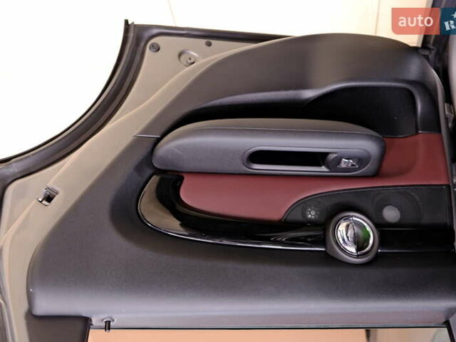 Серый Мини Клабмен, объемом двигателя 2 л и пробегом 90 тыс. км за 13900 $, фото 37 на Automoto.ua