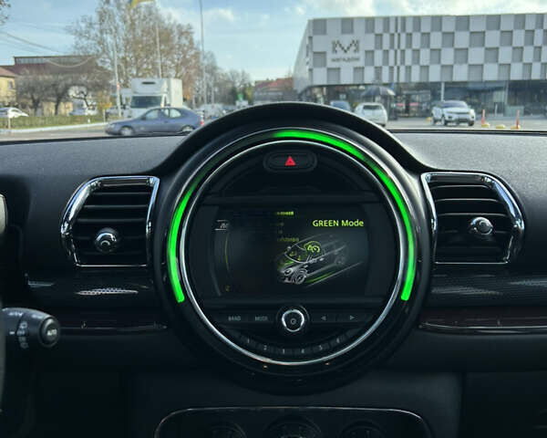 Сірий Міні Клубмен, об'ємом двигуна 2 л та пробігом 90 тис. км за 16200 $, фото 20 на Automoto.ua