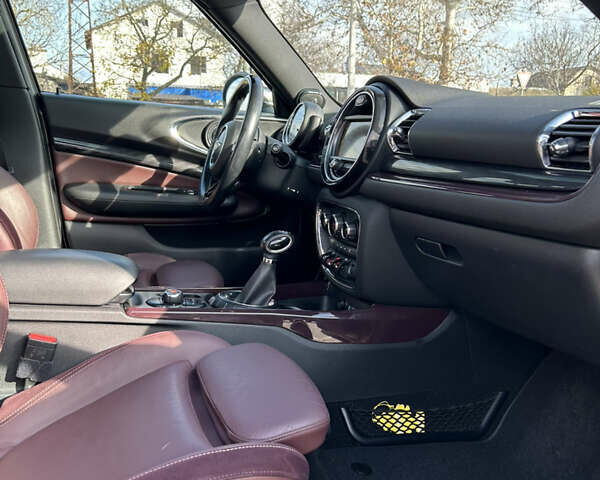 Сірий Міні Клубмен, об'ємом двигуна 2 л та пробігом 90 тис. км за 16200 $, фото 12 на Automoto.ua